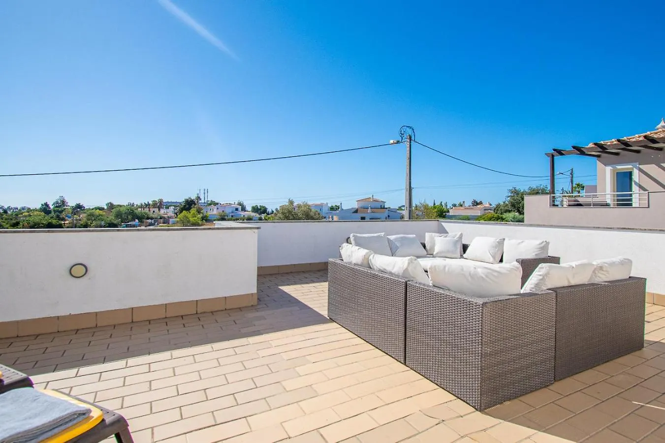 Casa Madeira - Spacious 4-Bedroom Villa With Private Pool Carvoeiro