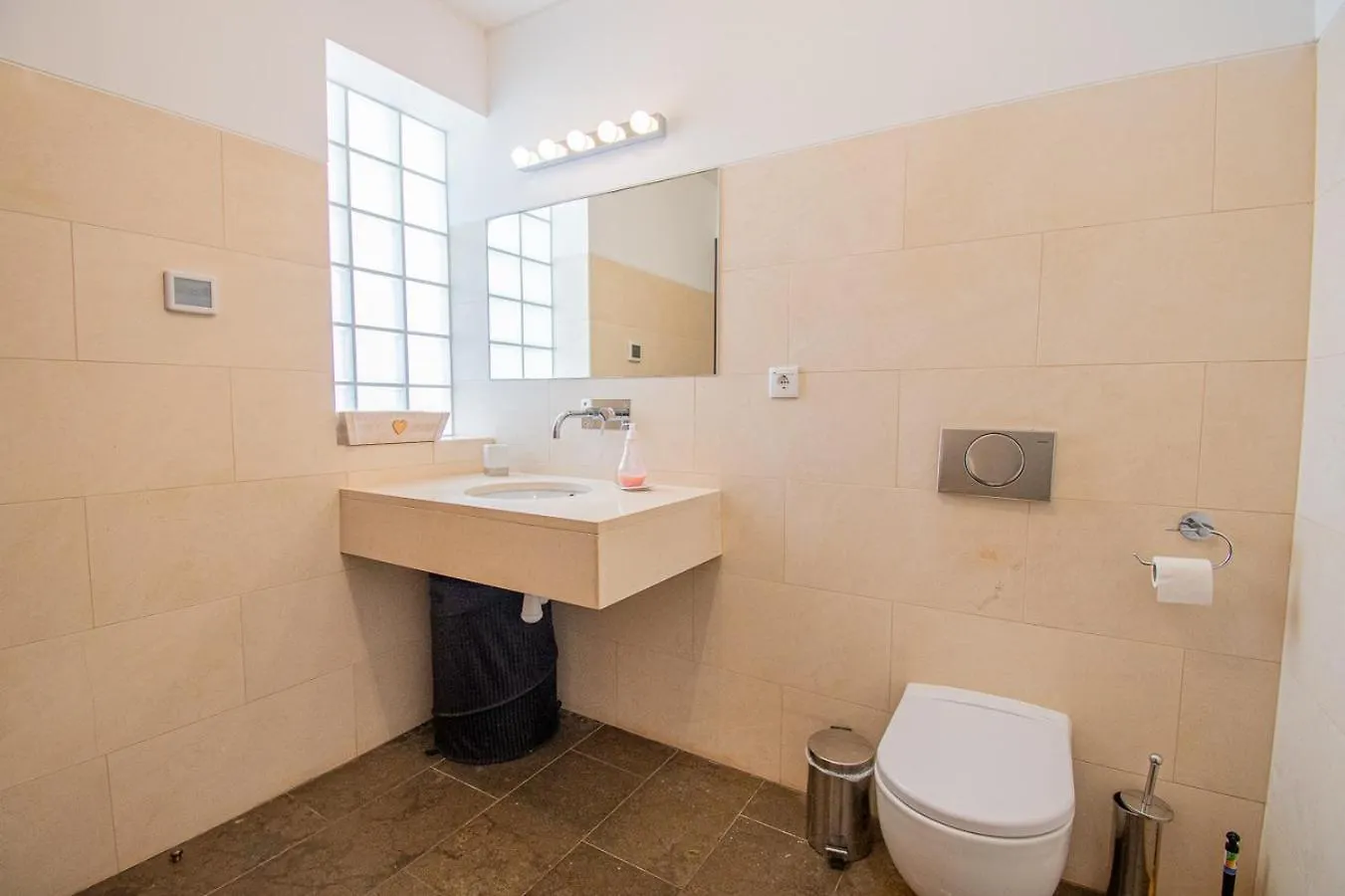 Casa Madeira - Spacious 4-Bedroom Villa With Private Pool Carvoeiro  Carvoeiro (Lagoa)