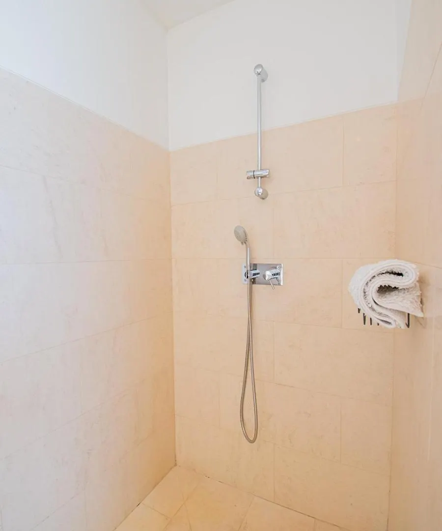 Casa Madeira - Spacious 4-Bedroom Villa With Private Pool Carvoeiro