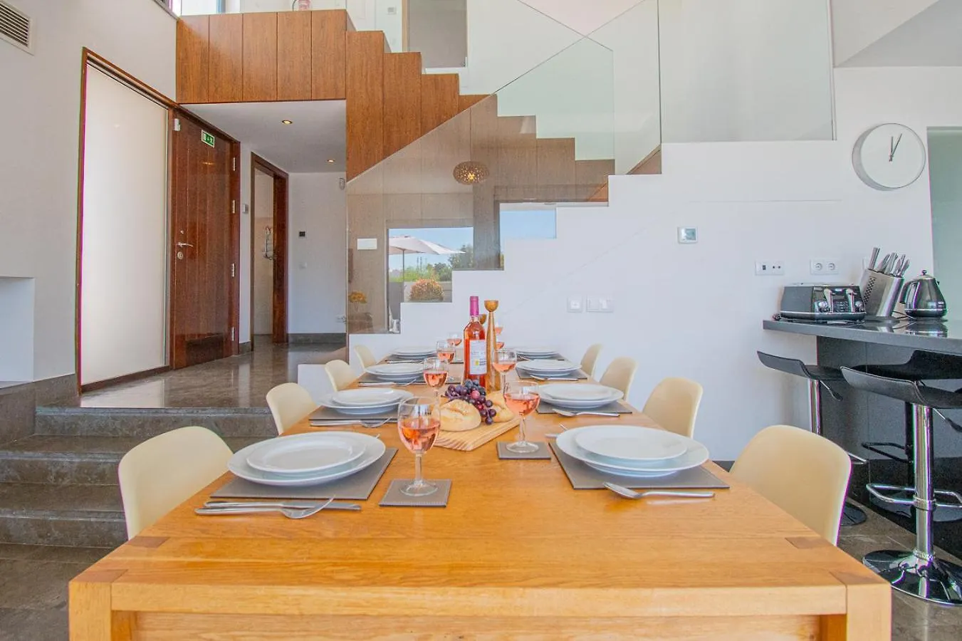 Casa Madeira - Spacious 4-Bedroom Villa With Private Pool Carvoeiro  Portugal