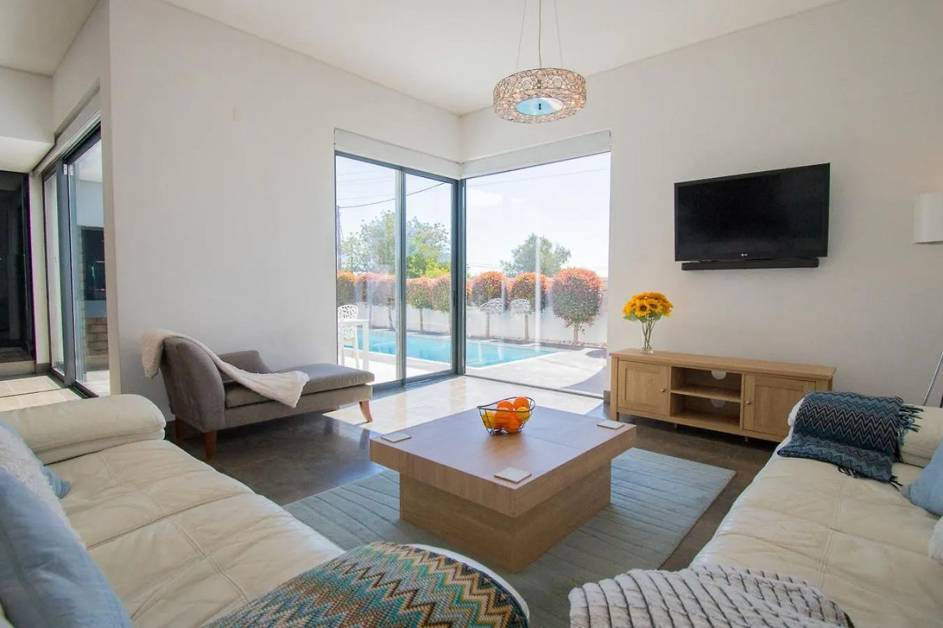 Casa Madeira - Spacious 4-Bedroom Villa With Private Pool Carvoeiro  Carvoeiro (Lagoa)