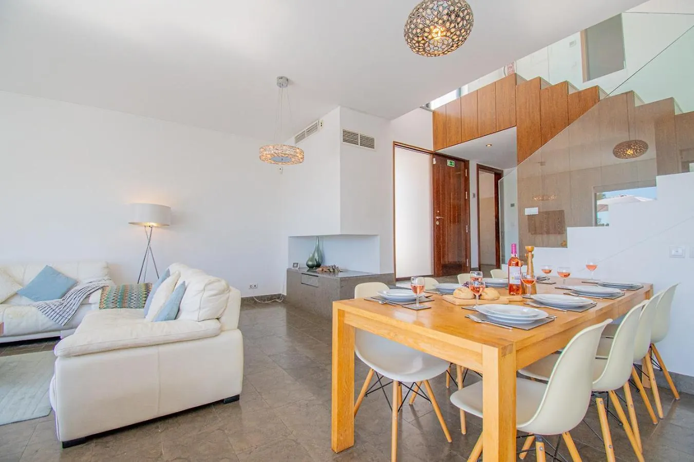 Casa Madeira - Spacious 4-Bedroom Villa With Private Pool Carvoeiro