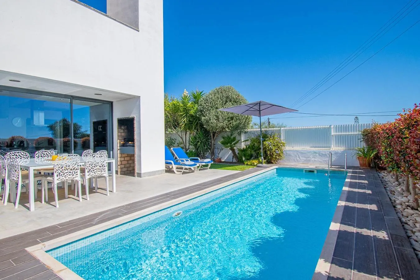 Casa Madeira - Spacious 4-Bedroom Villa With Private Pool Carvoeiro